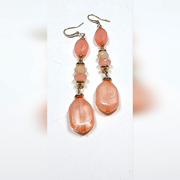 Earrings Salmon Colored - Picture 3 of 3